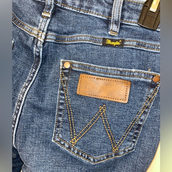 Wrangler retro high rise trousers - Picture 4 of 8